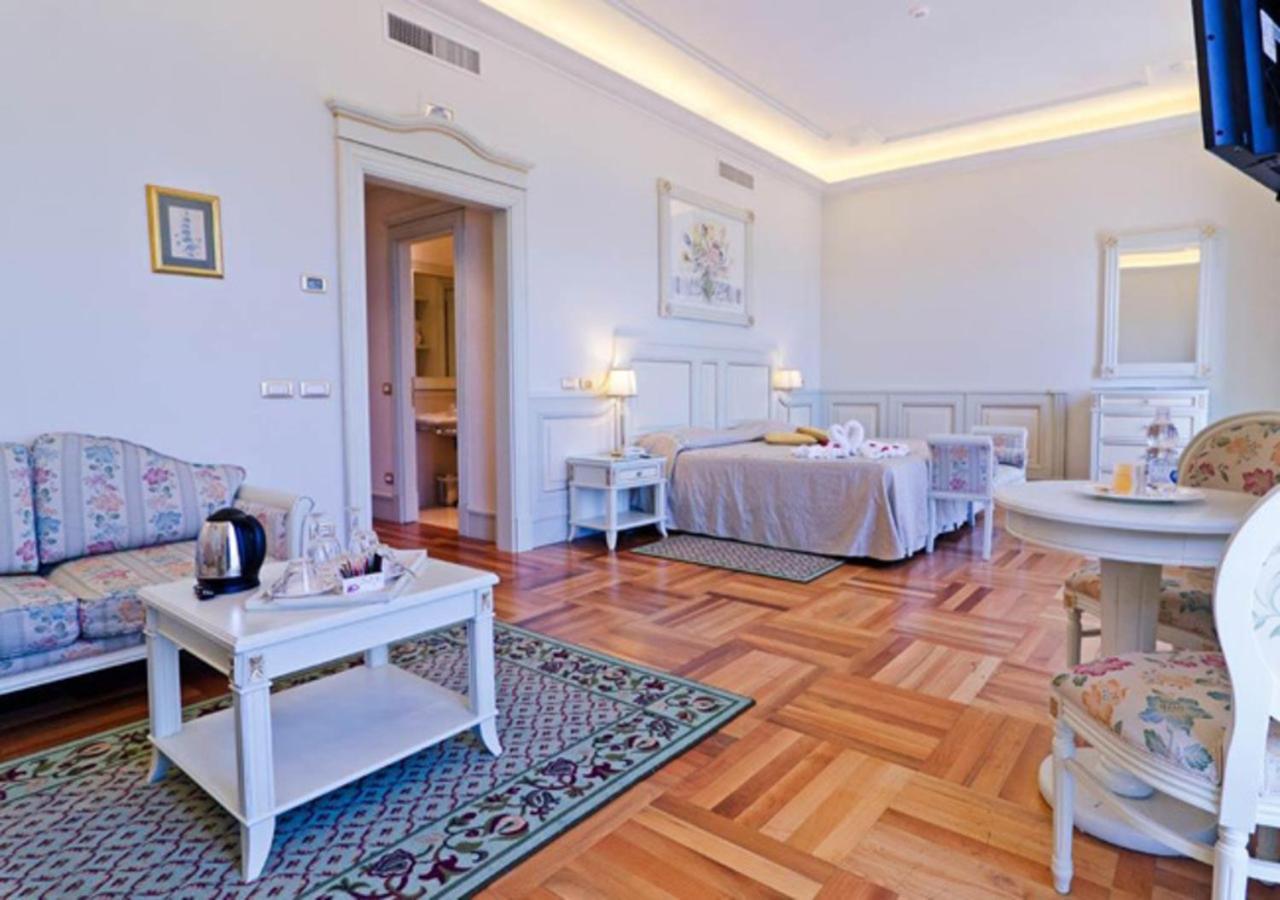 Hotel De Paris Sanremo Dış mekan fotoğraf